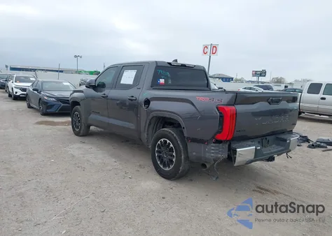 2022 Toyota Tundra Sr5 из США, поврежденный, VIN 5TFLA5DB8NX002290